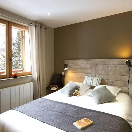 Chalet Le Cabri 12p