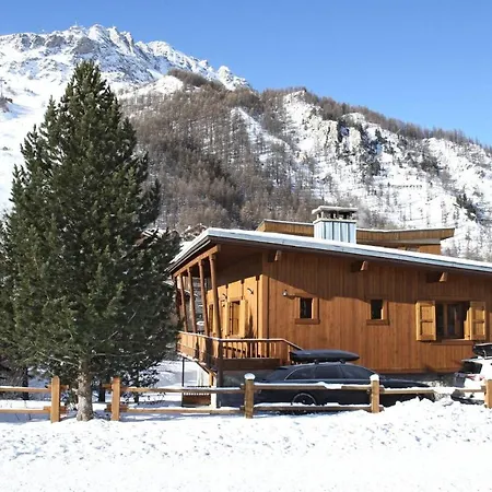 Chalet Le Cabri 12p